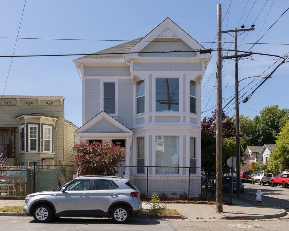 1237 Campbell Street